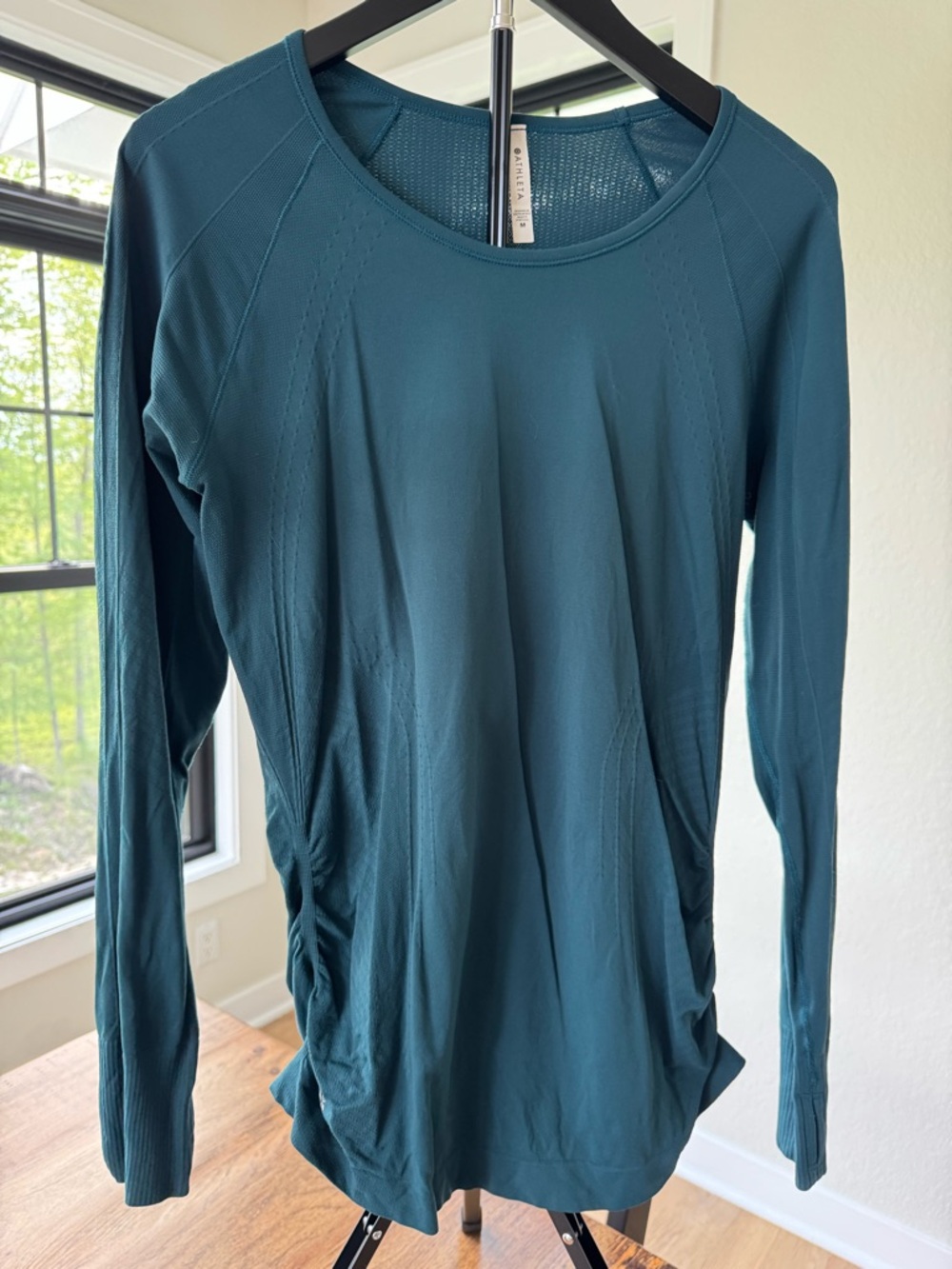 Athleta Teal Green-Blue Long Sleeve Active Top